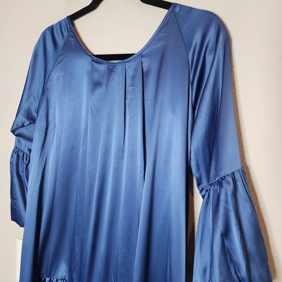 Diane Von Furstenberg Silk Blue Mini Dress Size 4 Ruffle Hem Bubble Sleeves - Picture 10 of 16